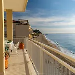 Charm Of Varigotti Апартаменты